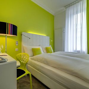 Budget Queen Room